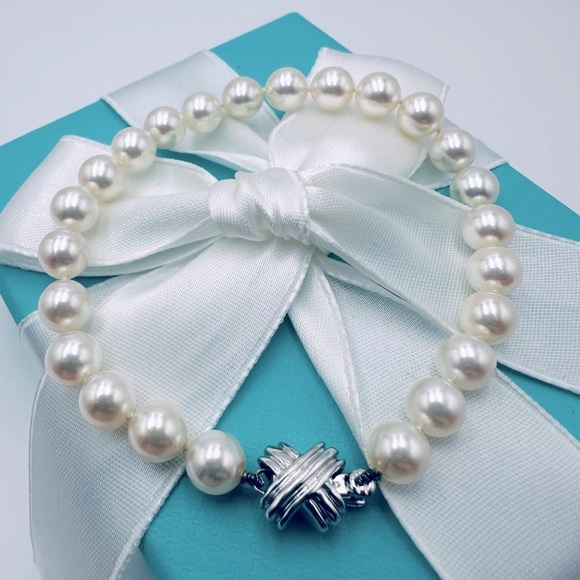 Vintage Tiffany & Co 18K White Gold Signature X Akoya Pearl Bracelet 6.5 mm Case - Picture 1 of 12